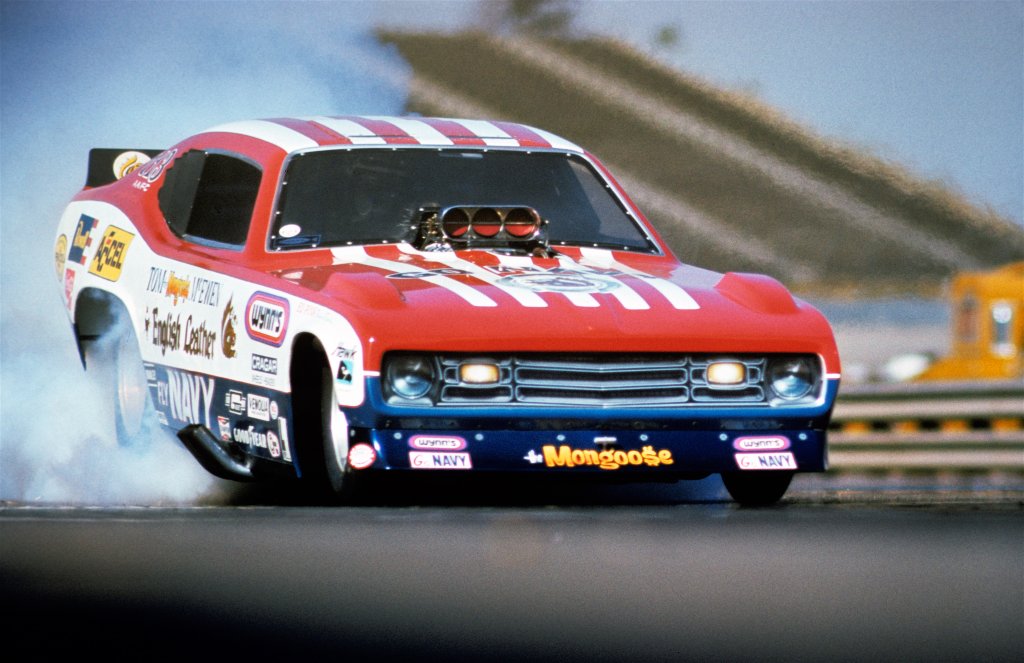 Even today, race fans still love to watch the classics run.
