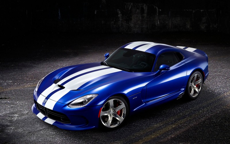The fifth-generation, American-built supercar combines iconic styling, modern execution.