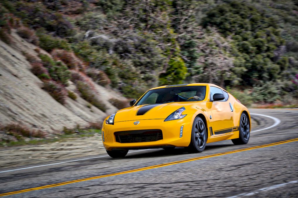 Nissan Previews 2018 370z Coupe Heritage Edition The Shop Magazine