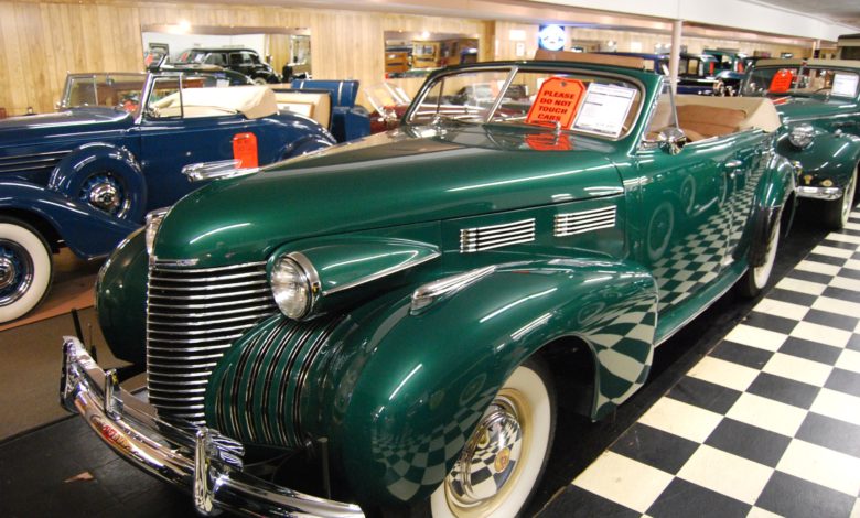 Photo from the Volo Auto Museum showroom in Volo, Illinois