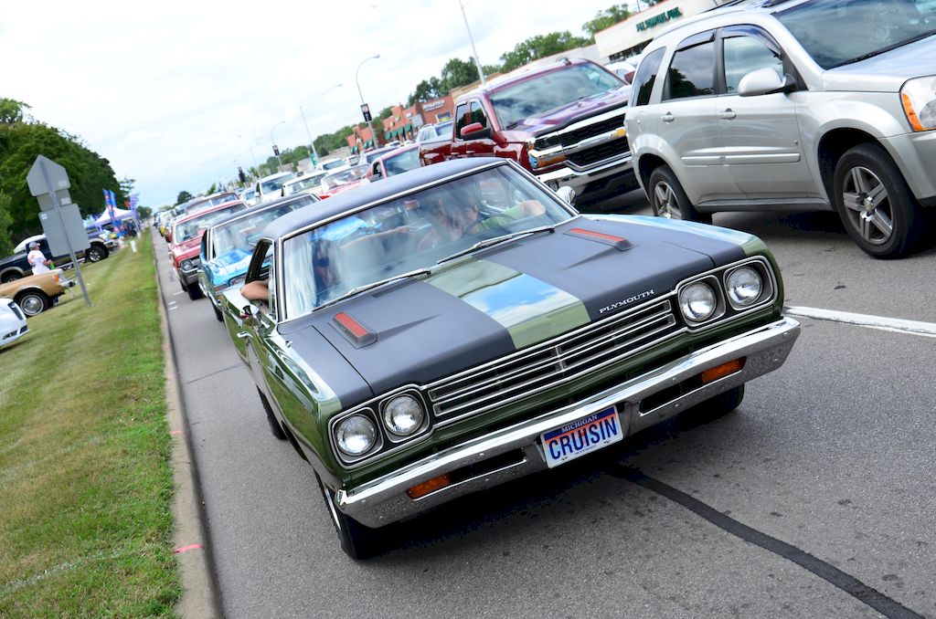 Photos The Wonderful And Sometimes Wacky Woodward Dream Cruise