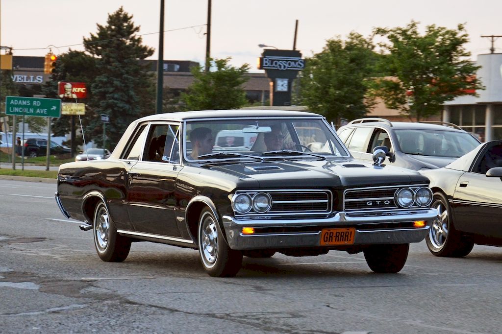 Photos The Wonderful And Sometimes Wacky Woodward Dream Cruise