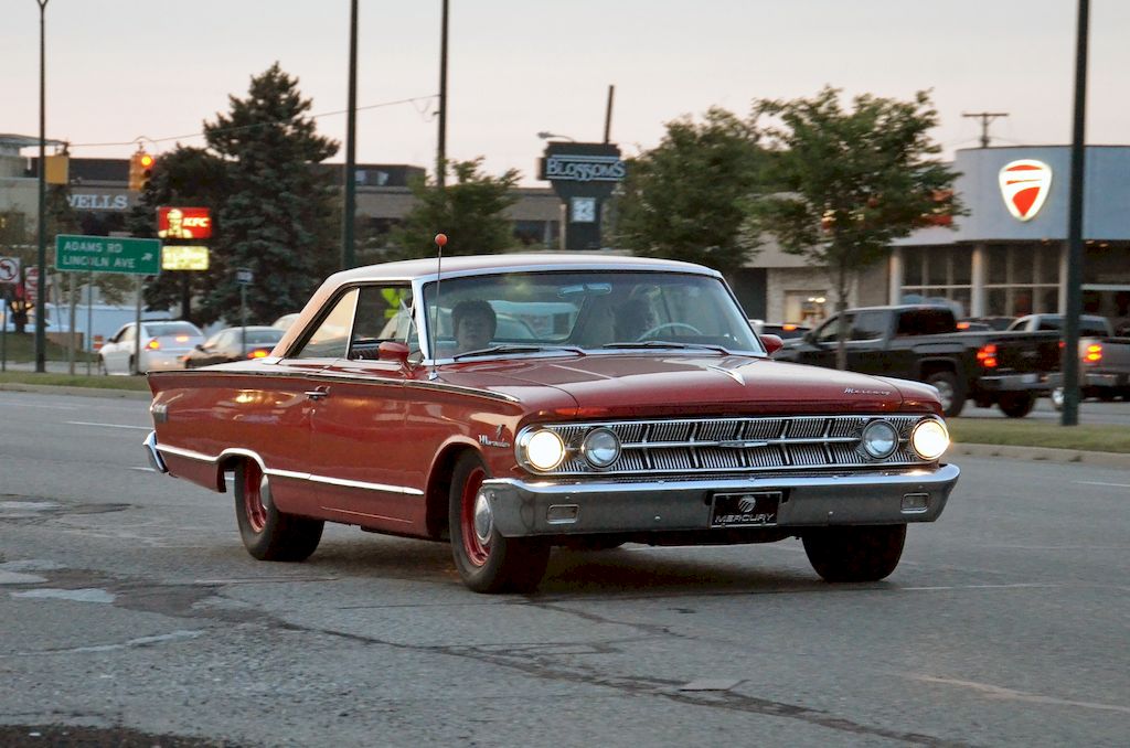 Photos The Wonderful And Sometimes Wacky Woodward Dream Cruise