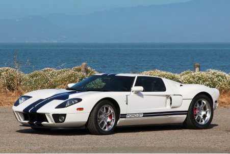 2005 Ford GT sold for $280,500 at the Las Vegas auction event by Barrett-Jackson