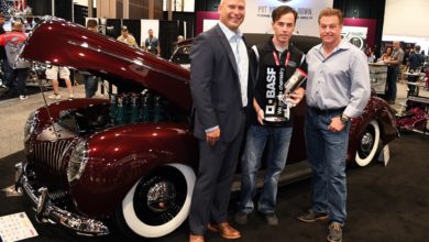 Jonathan Goolsby of Goolsby Customs won the Glasurit Best Paint Award at the 2017 SEMA Show. Goolsby is pictured with BASF North
