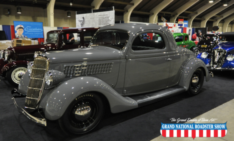 1939 3-Window Coupe owned by Scott Gillen won the 2018 H & H Best Dresed Flathead Award