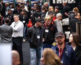 Photo of the crowd at the CSI Mega Jobber Show in Washington