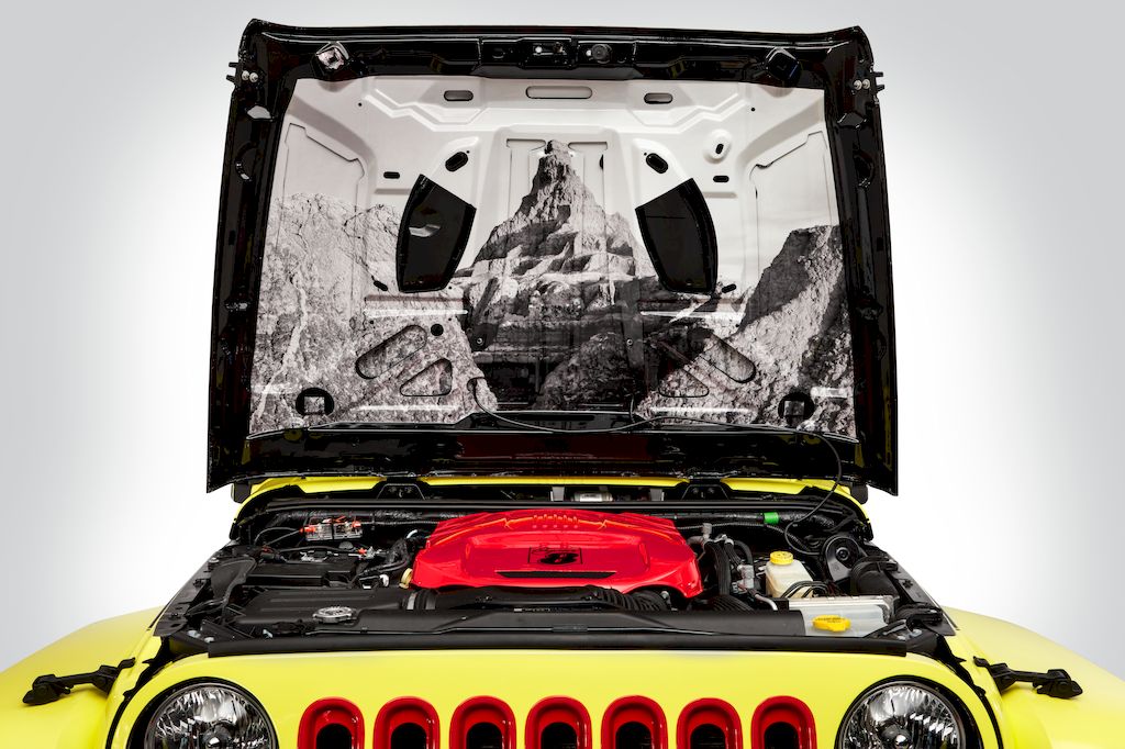 Super 8's ROADM8 custom Jeep Wrangler