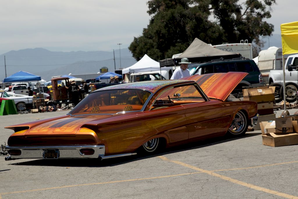 The LA Roadster Show and Swap Meet featured hundreds of roadsters and hot rods for more than 10,000 attendees this year.