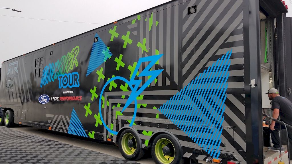 Bullitt Auto Detail and Vinyl Wraps found its way into the Avery Dennison top wraps again by wowing a Formula Drift racing team