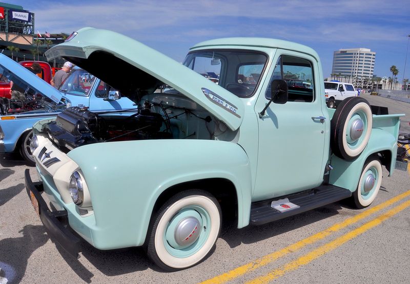 Fabulous Fords Forever