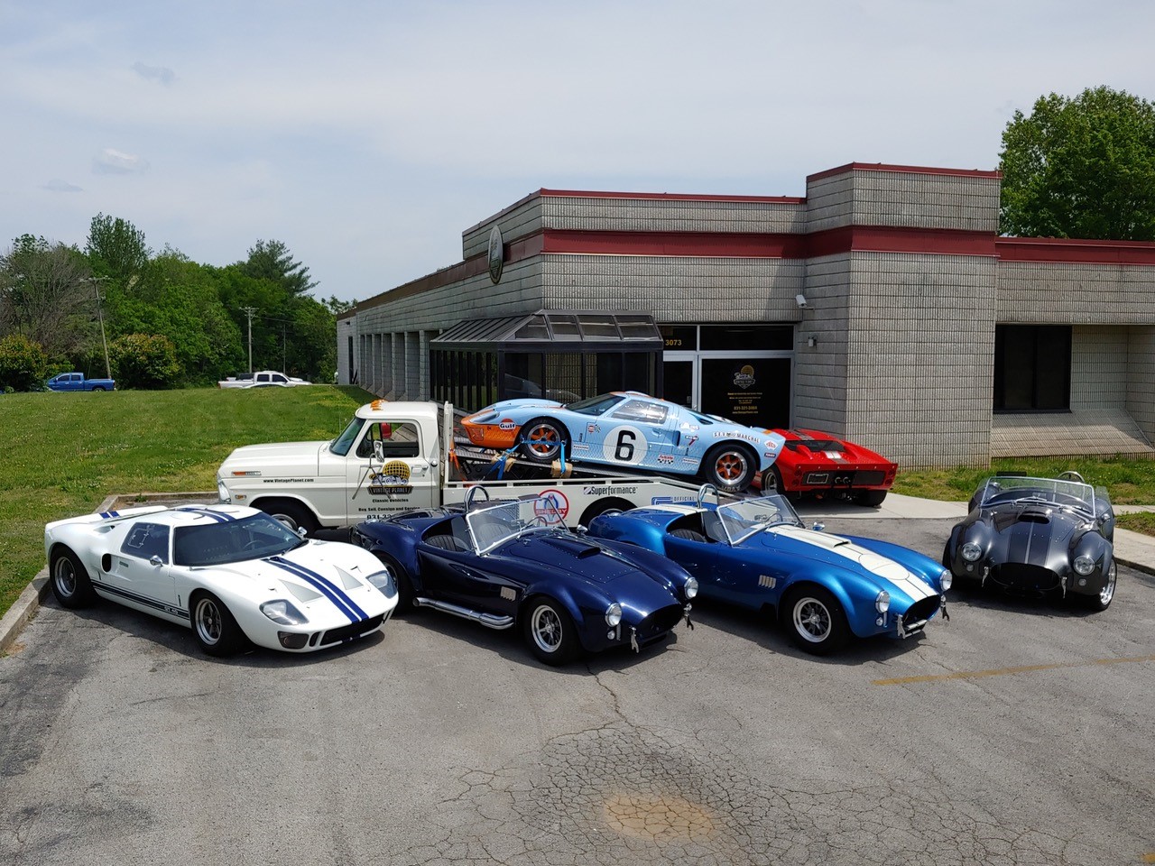 Vintage Planet is the rare muscle and sports car source in Cookeville, Tennessee.