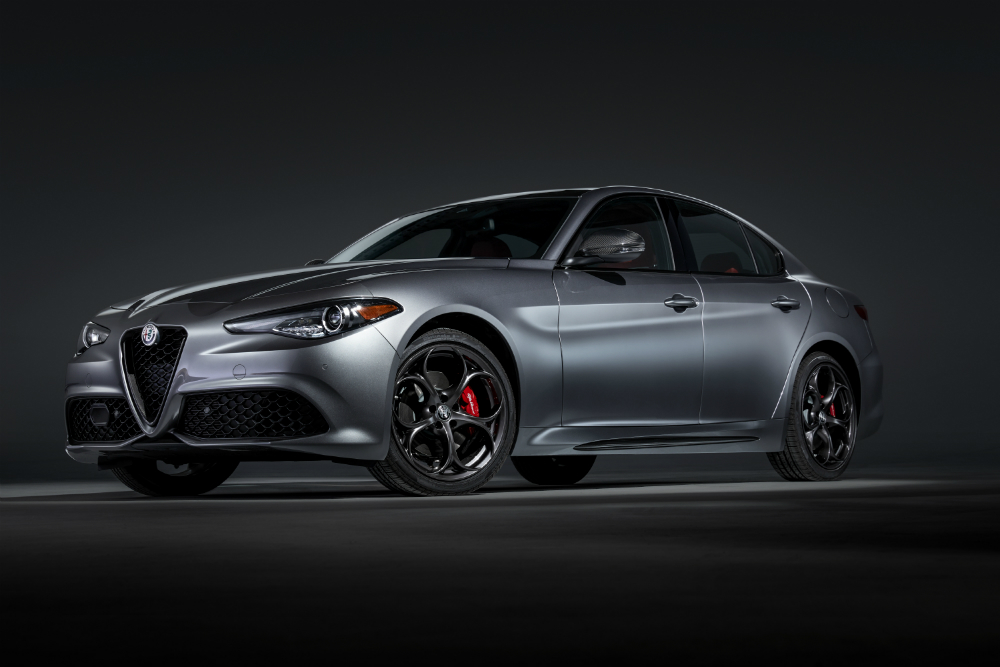 2020 Alfa Romeo Giulia, Stelvio Make North American Debut | THE SHOP