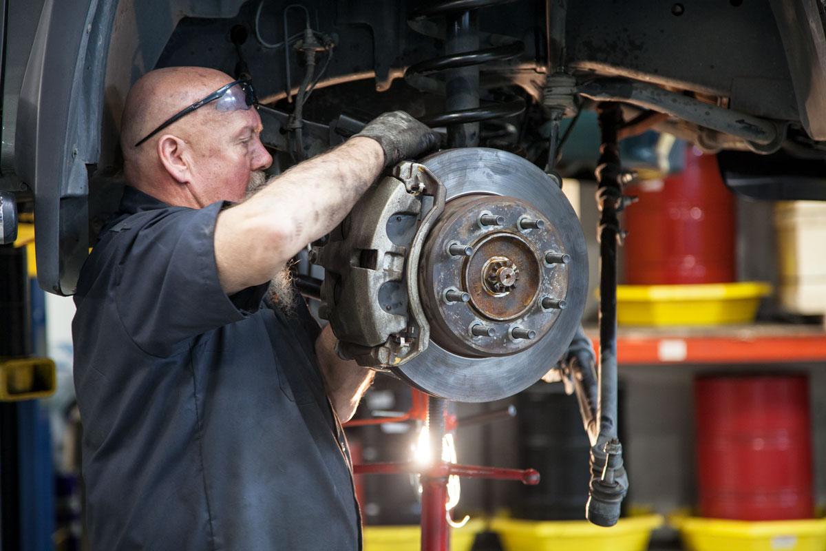 There is no substitute for hands-on training. That's why Yukon Gear & Axle developed its new Master Installer Training Program.