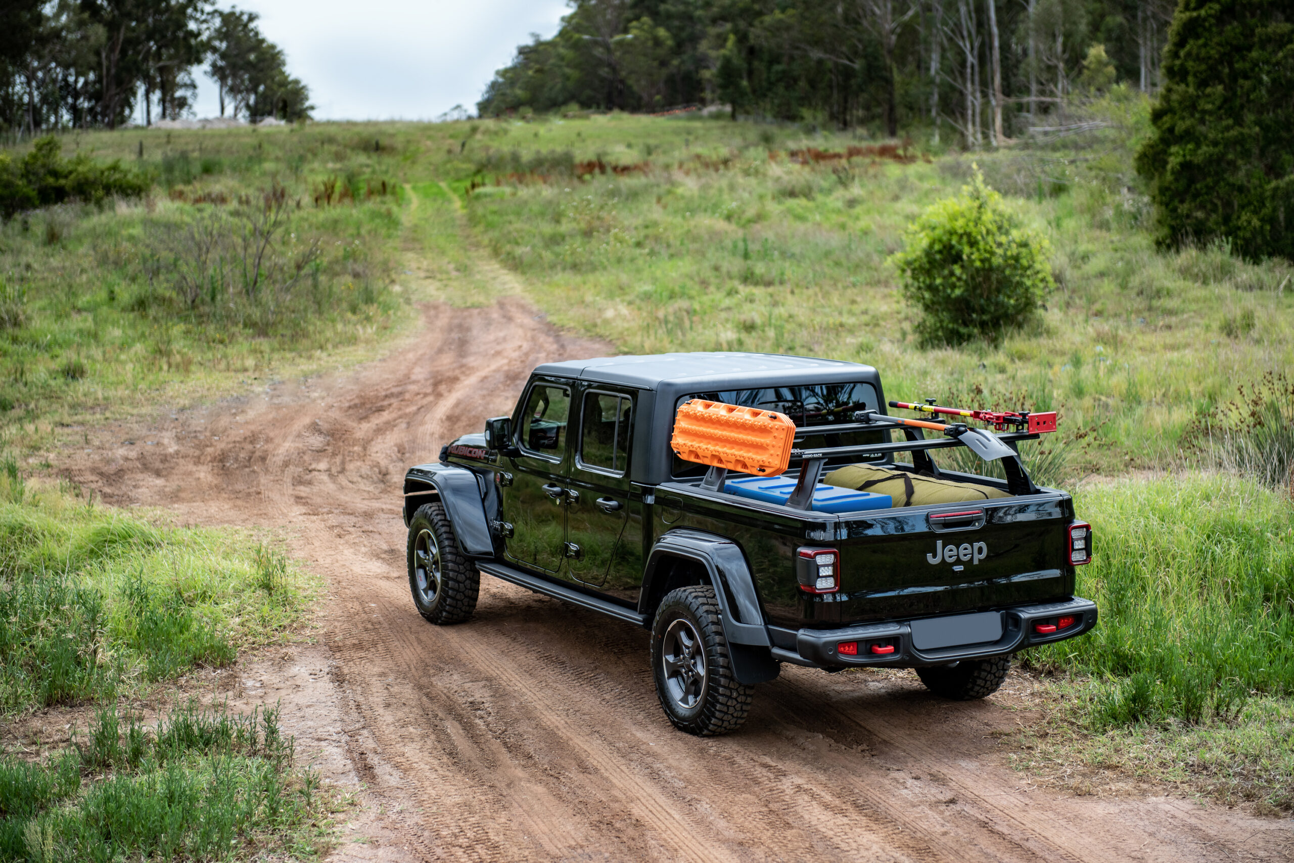 Featured Product: All-New Rhino-Rack Reconn-Deck Truck Bed System | THE SHOP