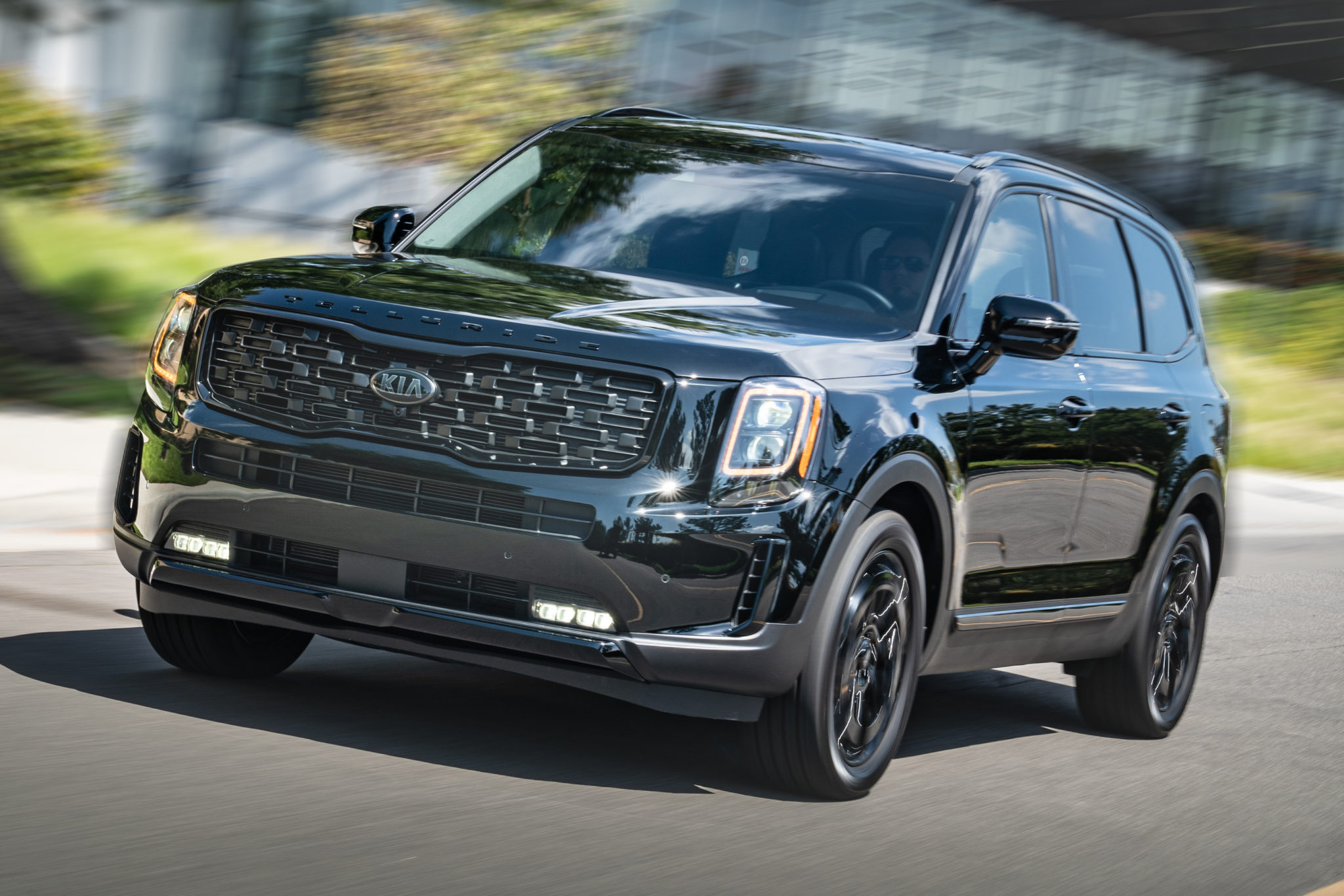 Kia Debuts New ‘Nightfall’ Edition for Telluride THE SHOP