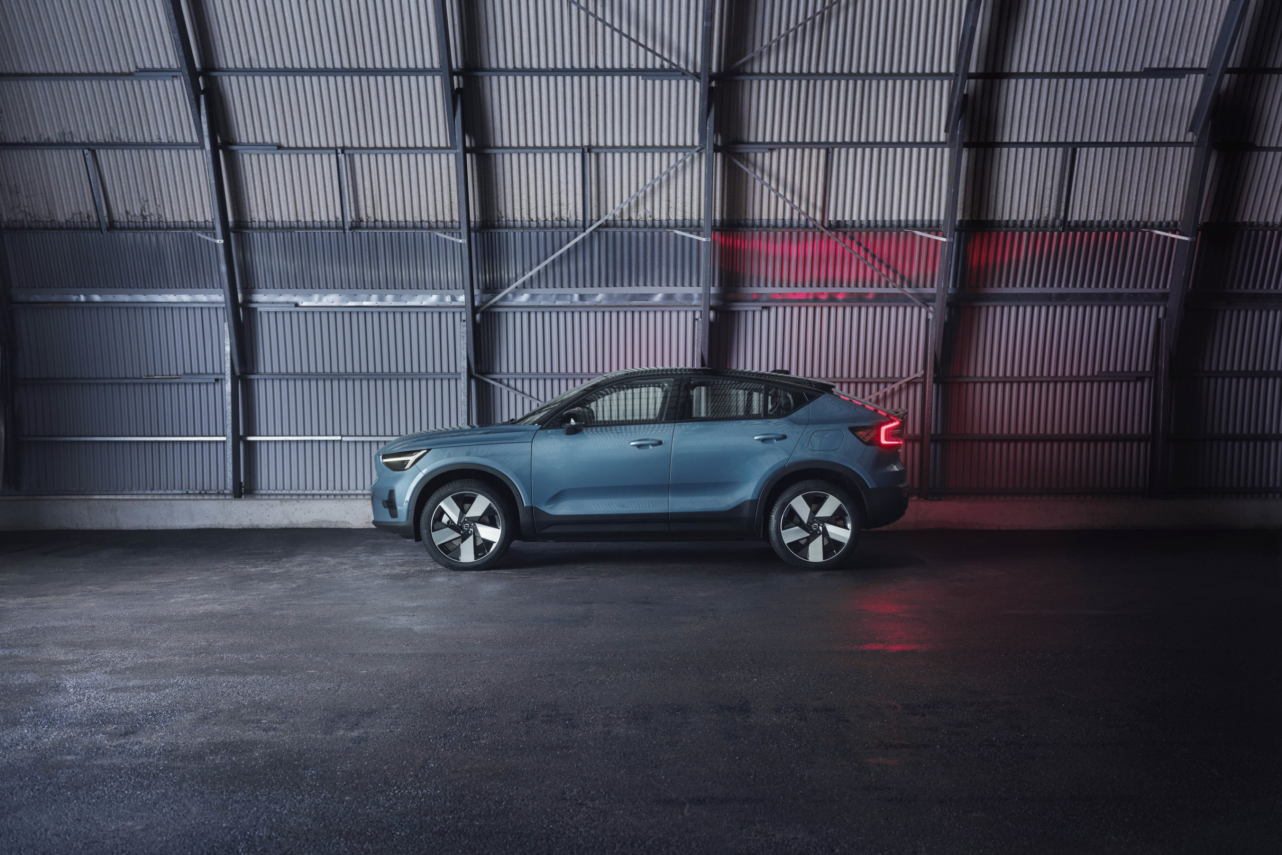 Volvo Launches All-Electric Volvo C40 Recharge | THE SHOP