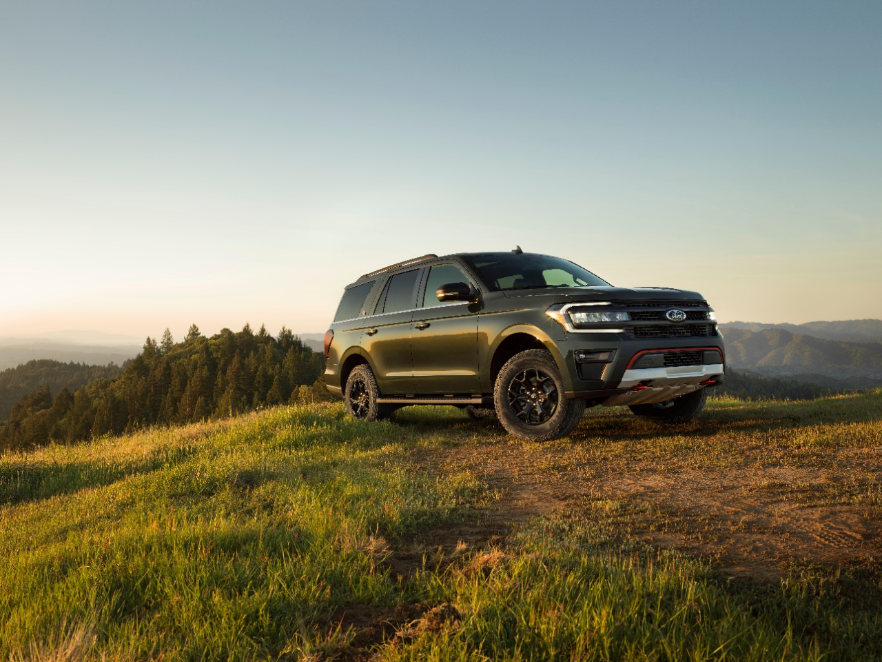 New Package Gives 2022 Ford Expedition Added Off-Road Capability | THE SHOP