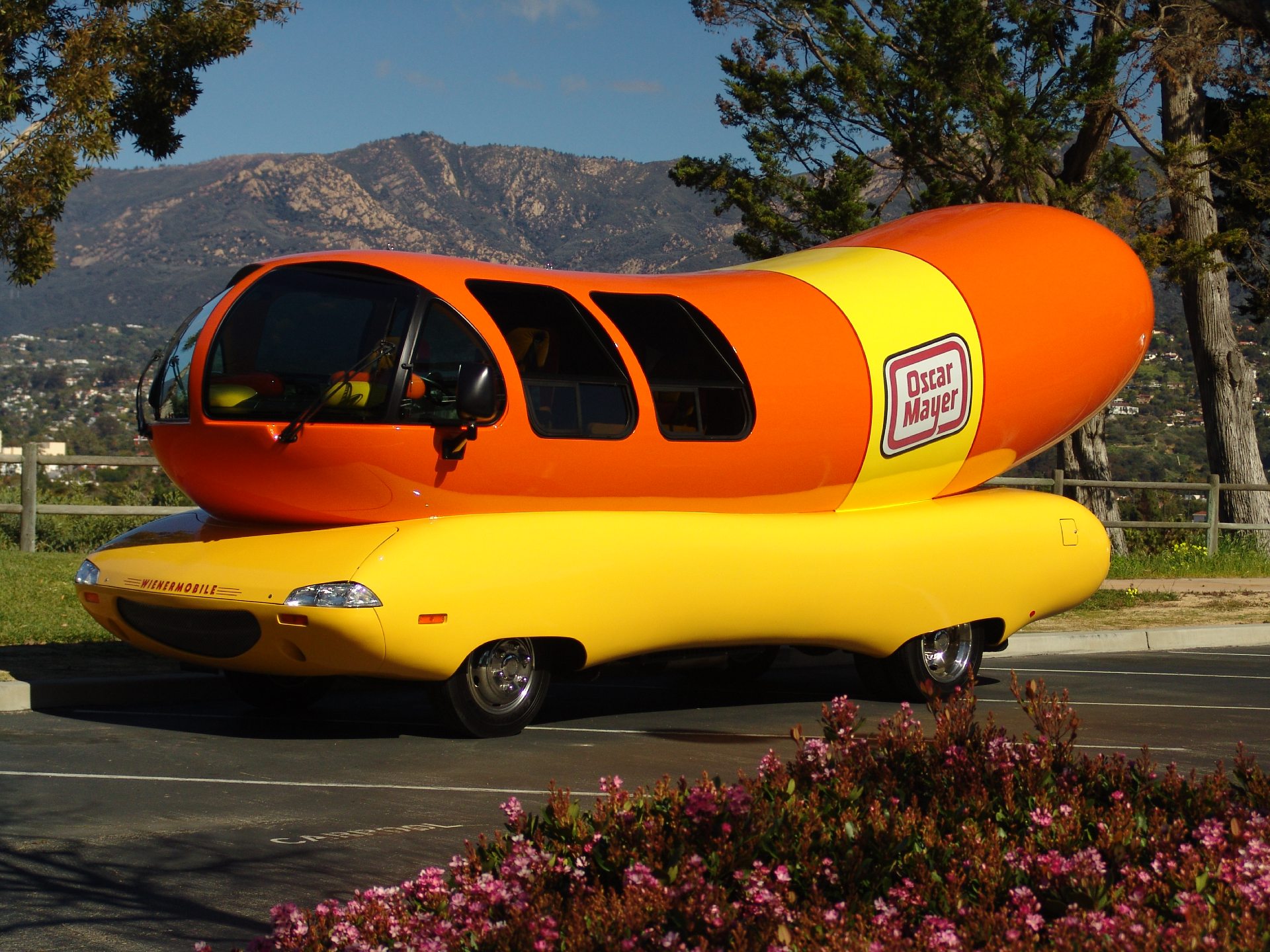 Weinermobile Struck by Catalytic Converter Thieves | THE SHOP