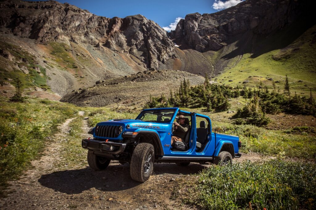 Jeep Gladiator Gets Refresh for 2024 | THE SHOP