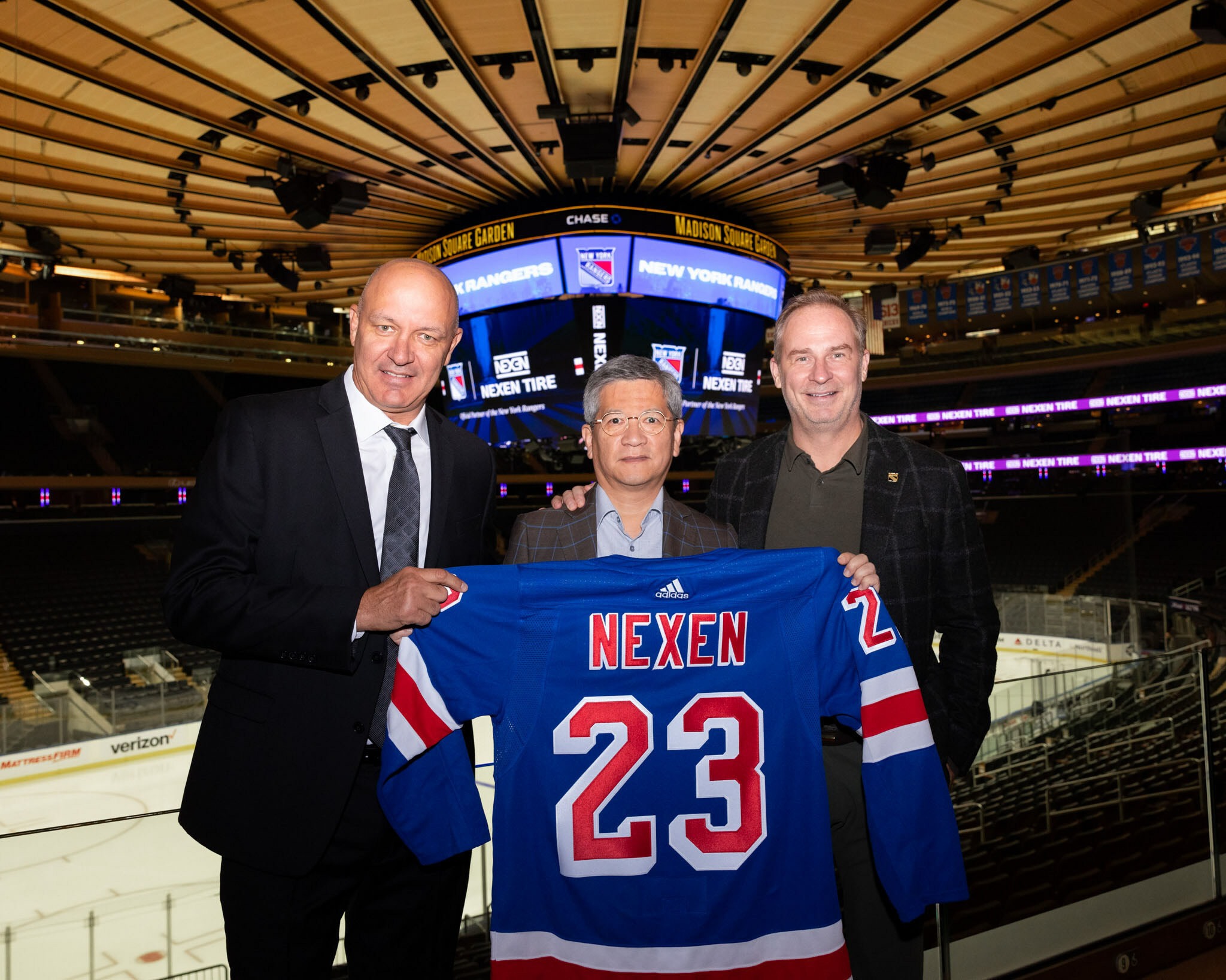 Nexen & MSG officials