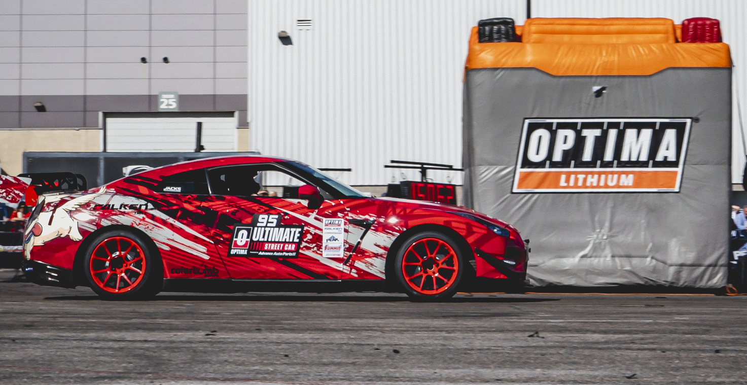 Sobey red GT-R