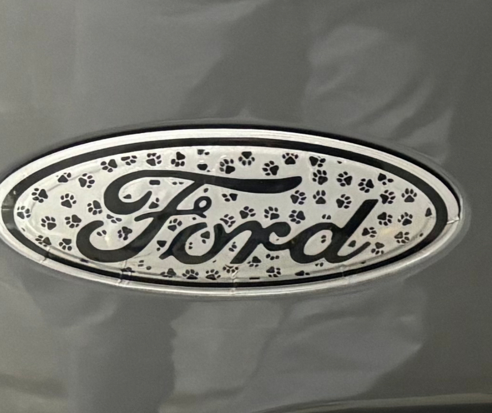 Ford logo paws
