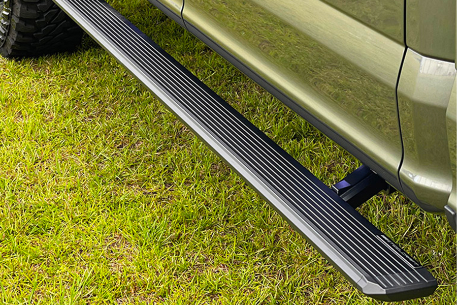 PowerGlide Retractable Running Board | THE SHOP