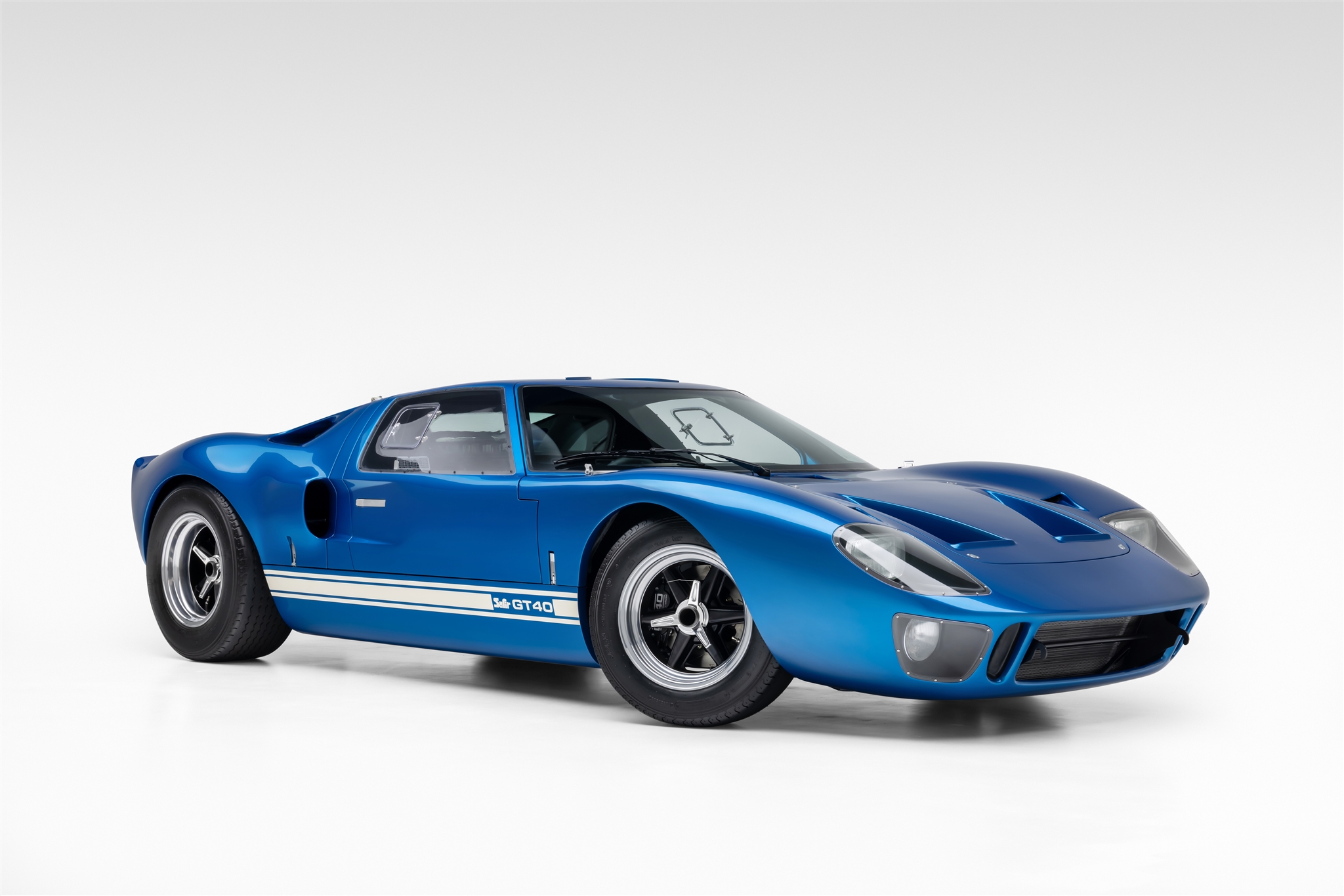 Superformance & Safir Engineering Unveil Ford GT40 Tribute | THE SHOP