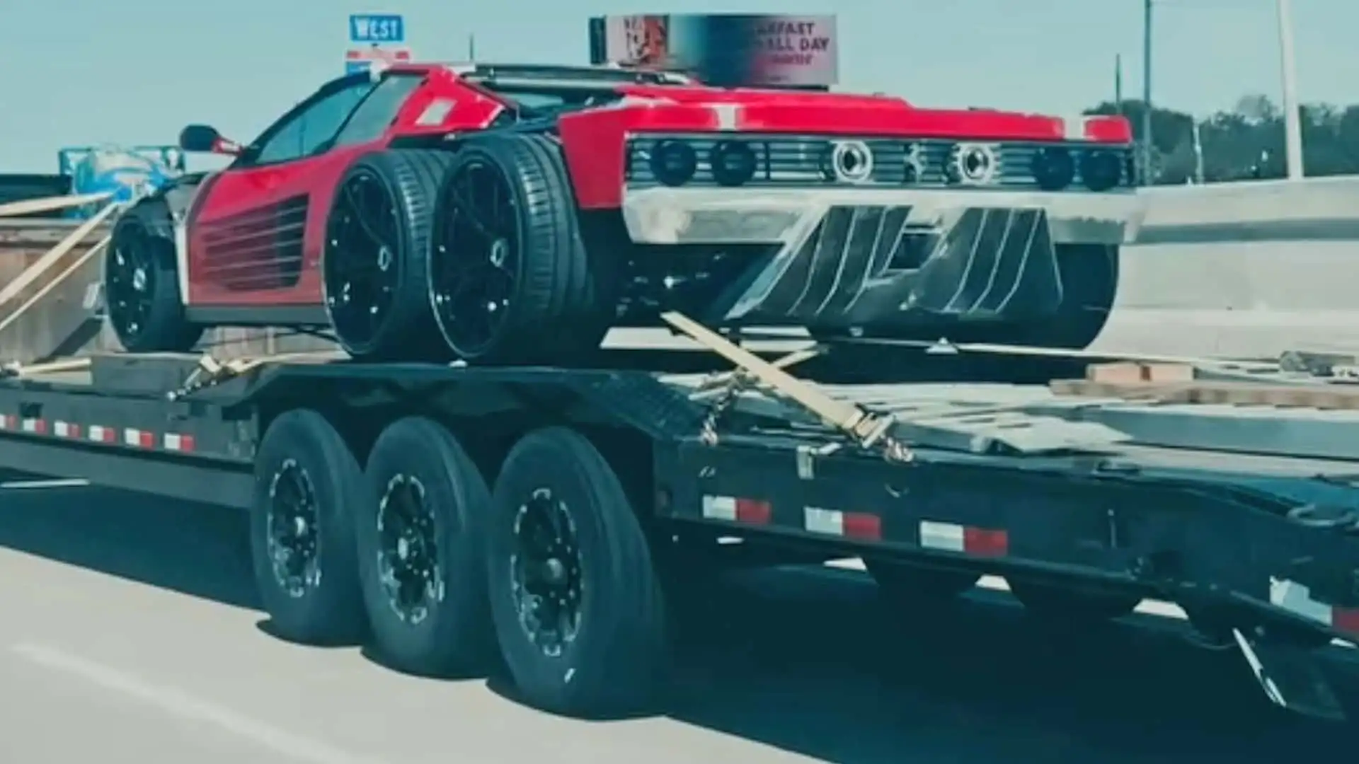 Six-Wheeled Ferrari Testarossa Spotted in Texas | THE SHOP