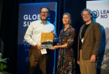 LNT/Subaru Global Summit award presentation