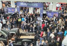 Crowd at Toronto Motorama