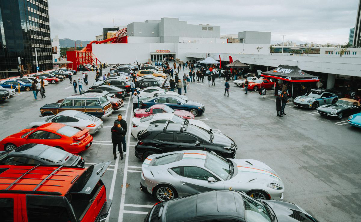 Petersen Museum Cruise-in for charity