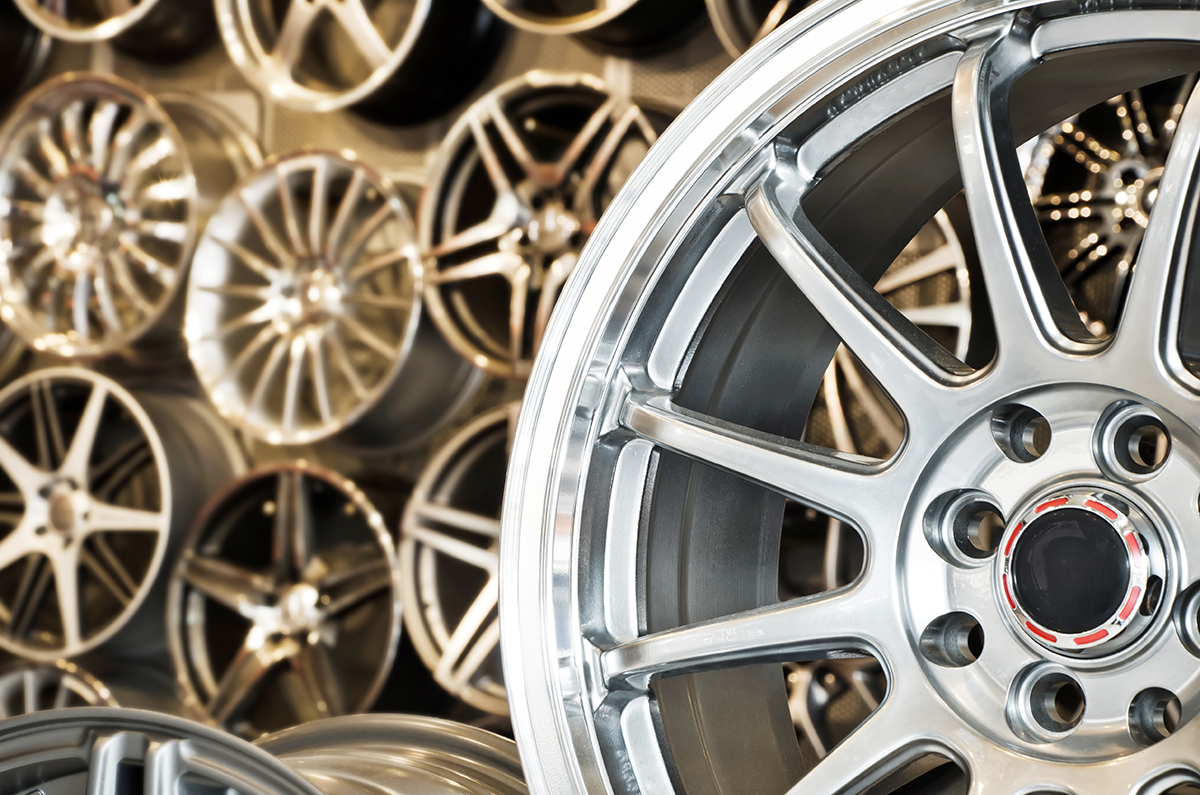 Various alloy wheels in store