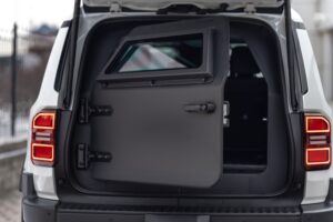 INKAS Armored Land Cruiser protected rear area