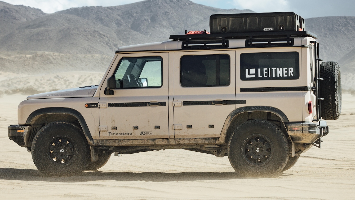 Leitner SUV off-road rack in motion