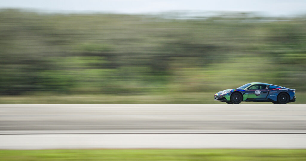 Maserati MC20 on track