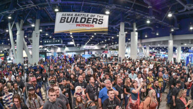 Crowd at 2023 SEMA Show Battle of the Buillders awards