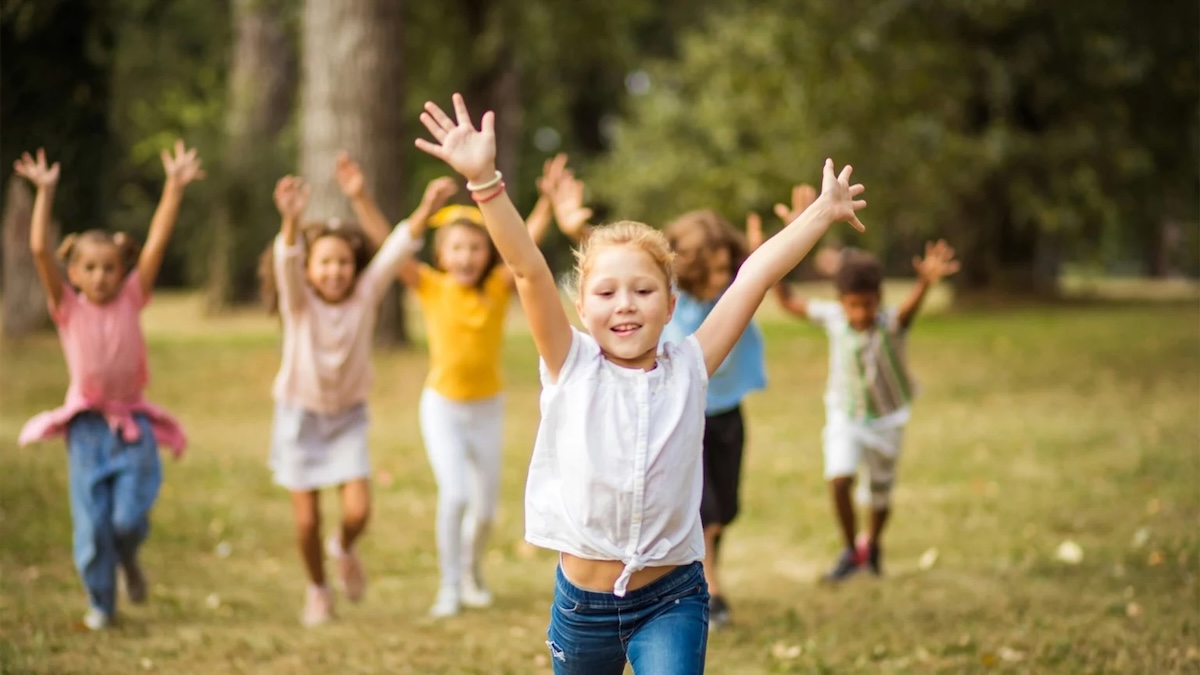 sema cares childhelp kids running & waving