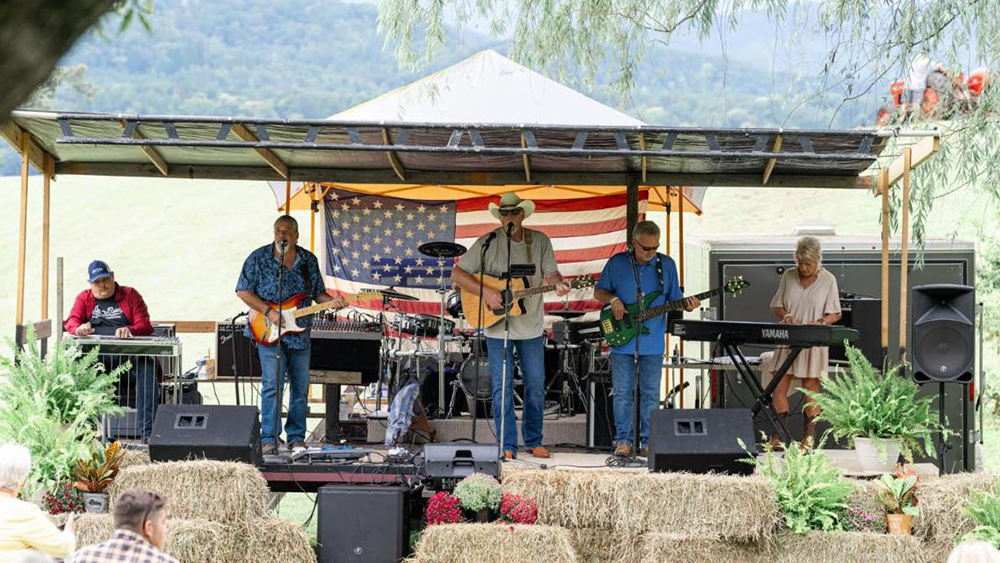 Band performing at Patriotic Pick