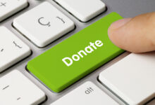 Donate keyboard key. Finger