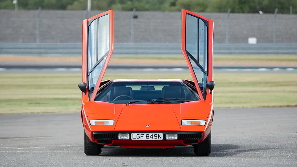 1975 Lamborghini Countach LP400 Periscopio front doors open