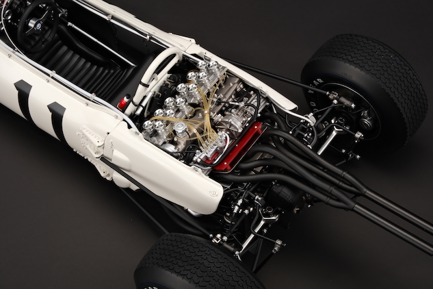 Engine of Honda Limited Edition RA272 Premium Scale Model