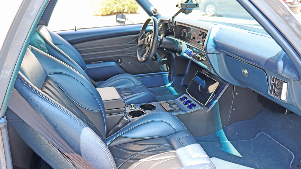 Customized 1970 El Camino interior