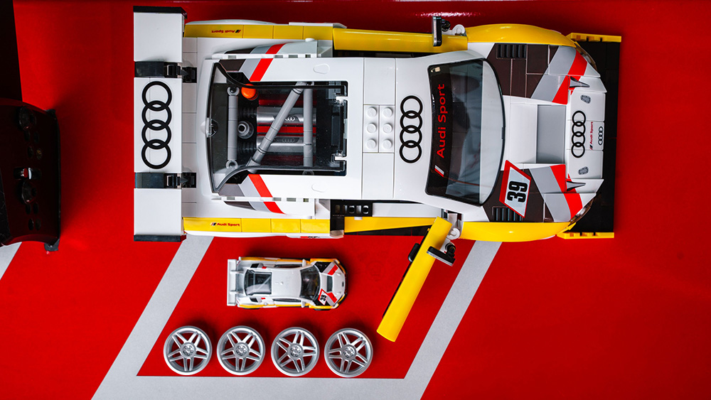 Mattel Brick Shop Hot Wheels Audi R8 LMS from above