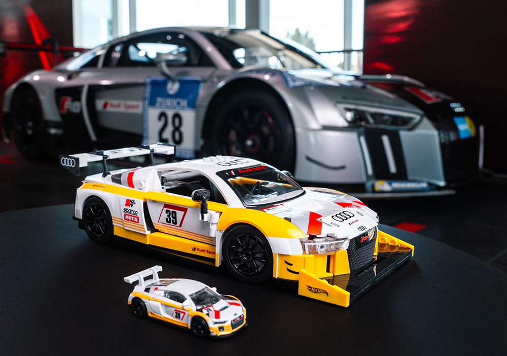 Mattel Brick Shop Hot Wheels Audi R8 LMS with car in background