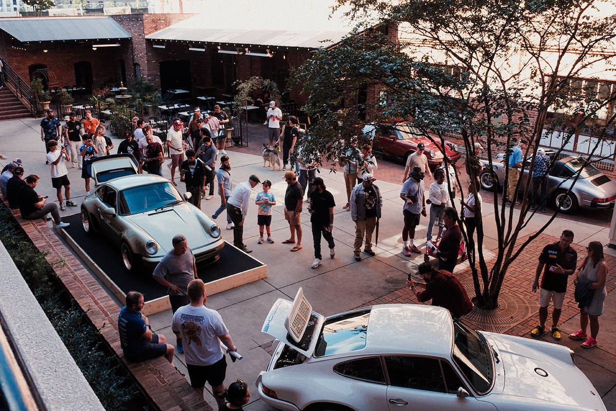 Luftgekühlt 11 outdoor crowd views air-cooled porsches