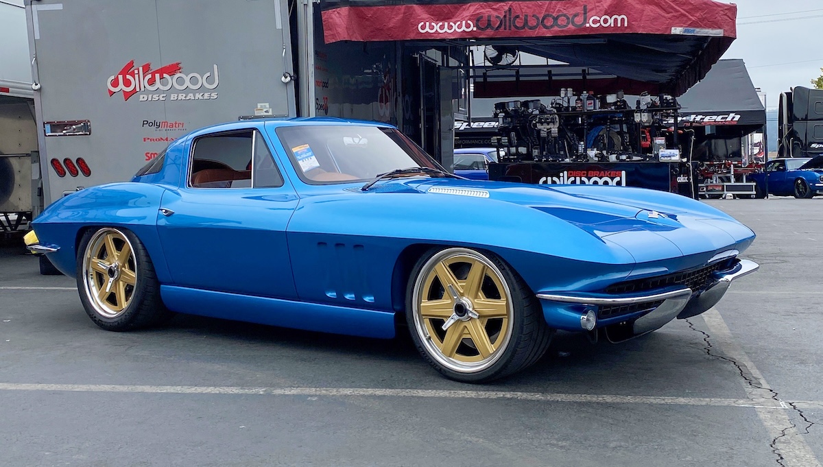pro-touring wilwood blue 1966 corvette