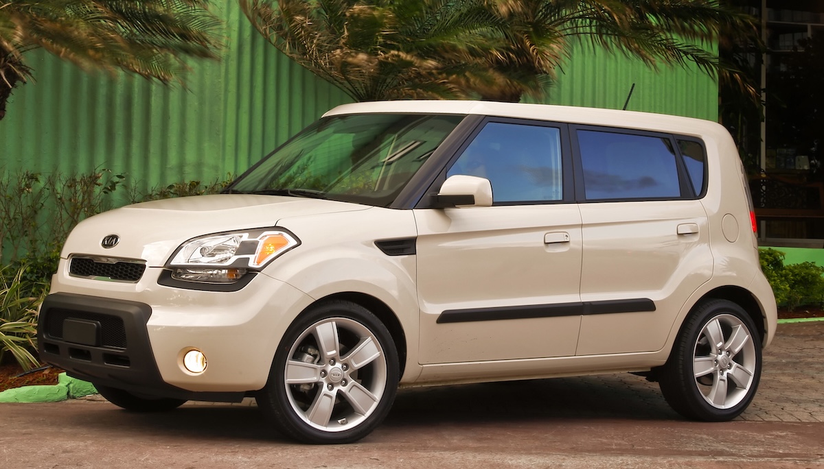 kia soul light colored