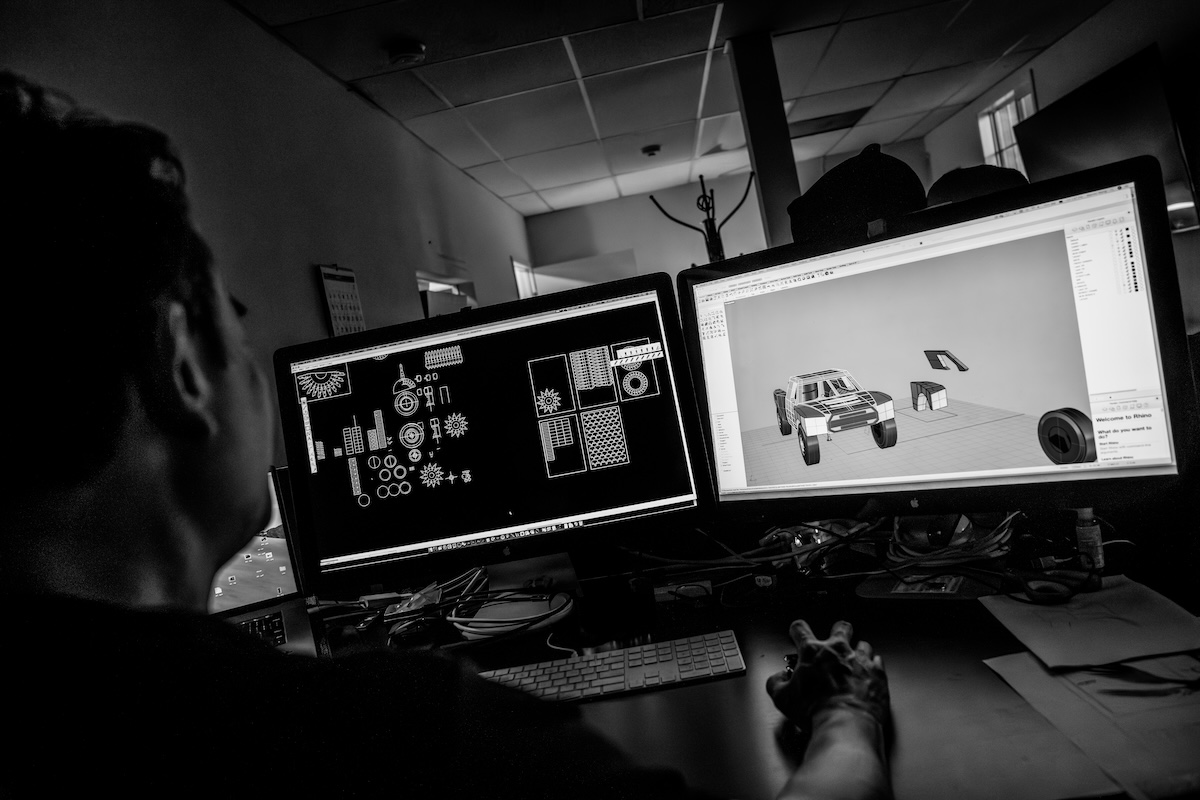 method race wheels box trophy truck on computer screen